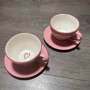 Rare 2006 Starbucks Pink and White Heart 2 Teacup Set